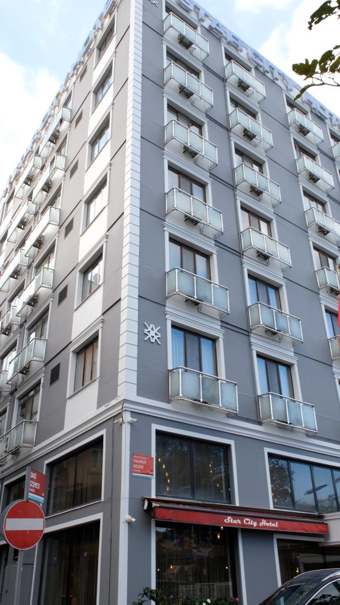 Star City Hotel Istanbul Exterior photo