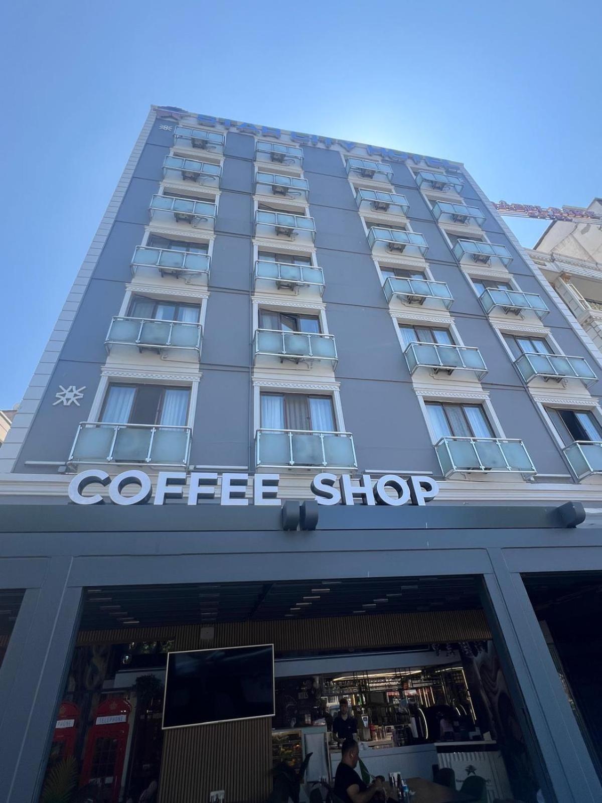 Star City Hotel Istanbul Exterior photo